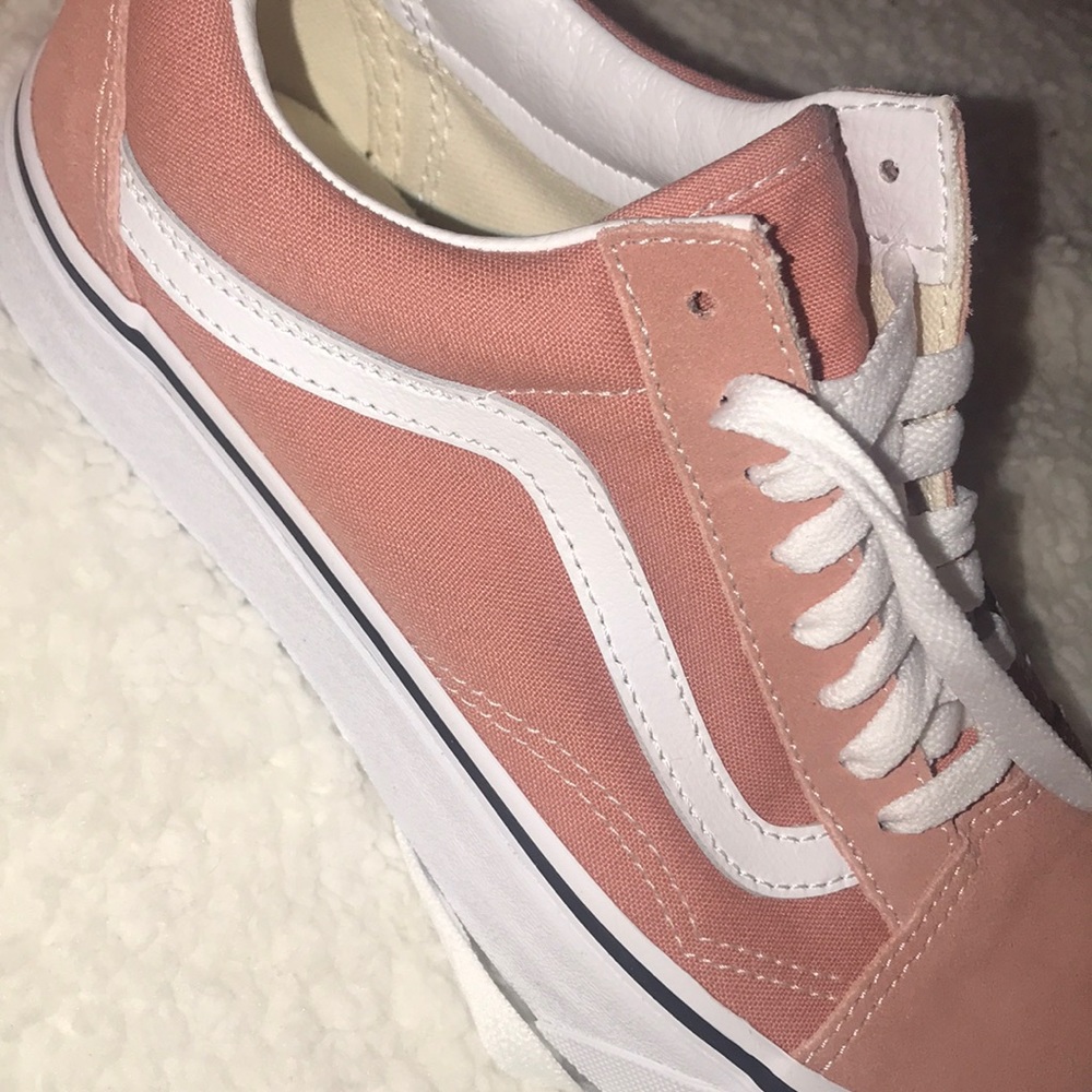 New! Vans - Picture 2 of 8